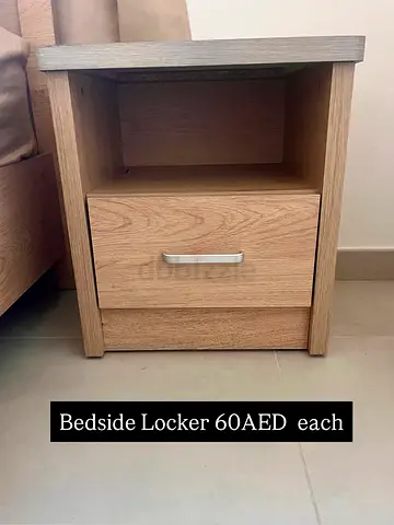 Oak bedside locker / nightstand - 1 drawer, good condition