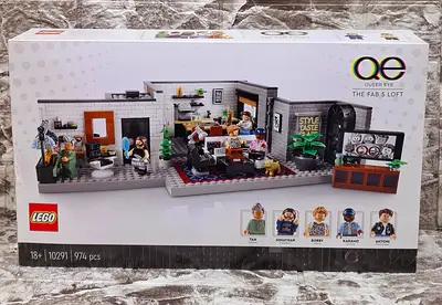 LEGO® Icons Queer Eye – The Fab 5 Loft 10291 (974 pcs)(Retired Set)