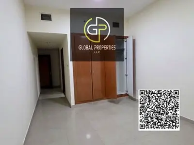 شقة غرفتين وصالة للبيع في برج الكورنيش مساحه واسعه إطلاله رائعه علي المدينه