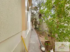 Spacious 5Bhk villa with garden