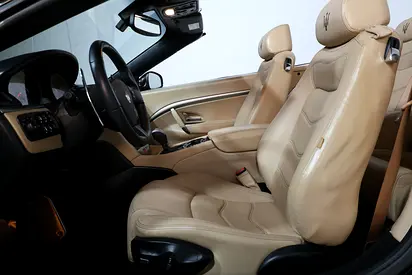 صورة 12 لـ 2015 Maserati GRANCABRIO