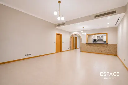 Furnished 2 BR | Park View | Upgraded