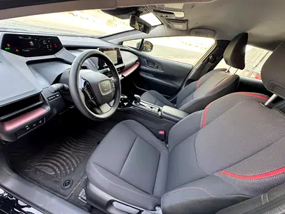 2025 Toyota PRIUS 照片 6