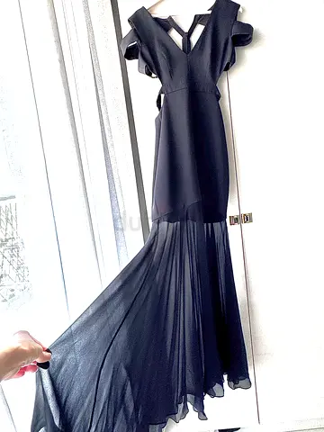 BCBGMax premium brand stylish stunning maxi dress. Excellent condition