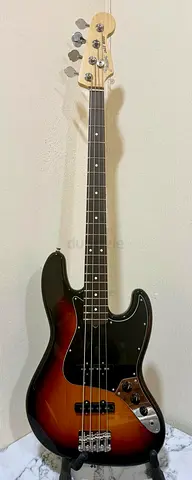 FENDER AMERICAN PERFORMER JAZZ BASS 3-Color Sunburst Electric Guitar