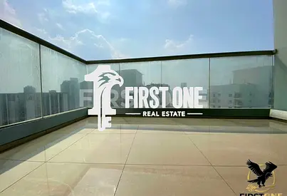 Ready to move | with balcony | Book it now