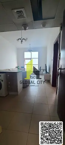 🏙️ منزل يطل على الأفق... غرفة وصالة بإطلالة مفتوحة في أبراج السيتي تاور ✨