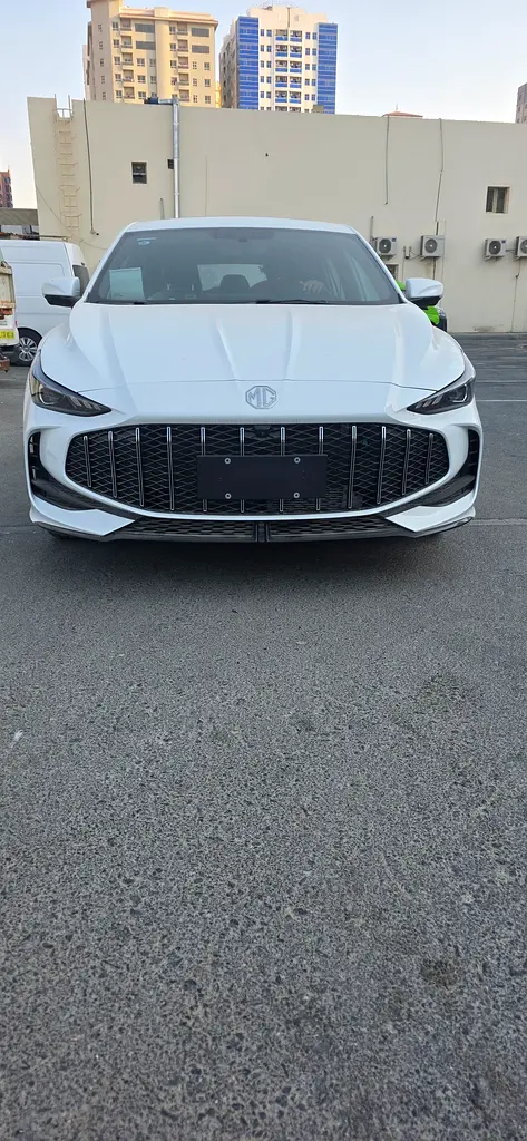 MG MG5 2025 — photo 1 of 13