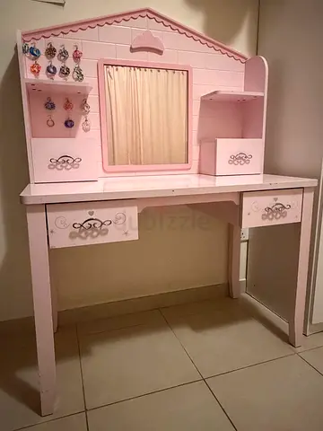 Home Centre Royal Story Girls Dressing Table with Hutch and Mirror