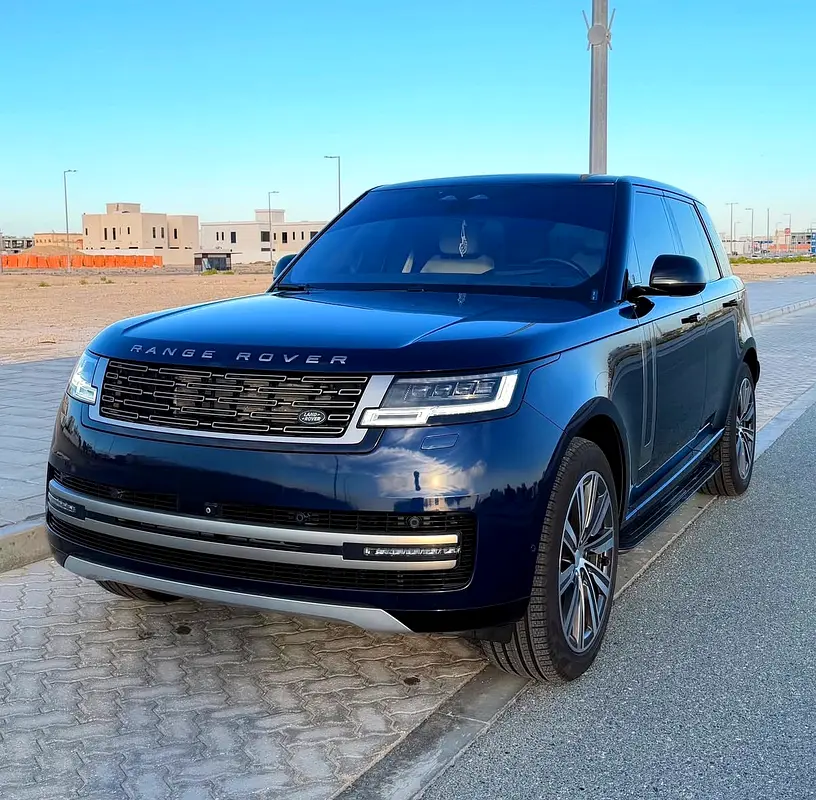 Land Rover Range Rover 2022 — photo 1 of 7