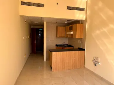 Unfurnished Studio Available l Vacant