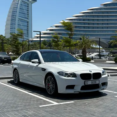BMW M5 F10
