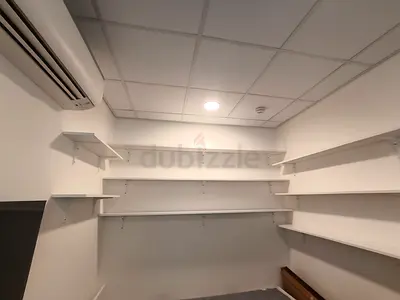 Carpenter – Floating Shelves, Wall Shelving and Display Shelf Services