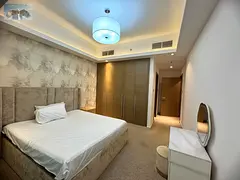 One bedroom apartment with high end hotelstyle furnishings first occupancy in Gulf Tower with free g