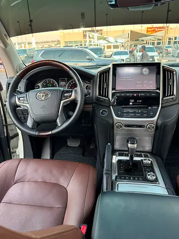 2016 Toyota LAND CRUISER — фото 16