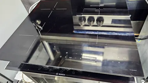 Induction cooktop built in 60cm Exellent Condition