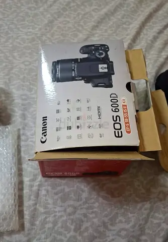 Canon eos 600d dslr