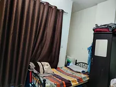 Executive furnished bed space is available for Muslim males only in Spain cluster