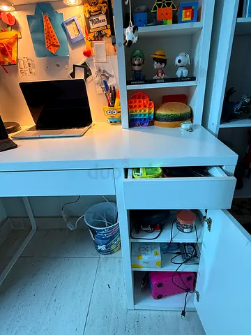 6month old Study table from IKEA