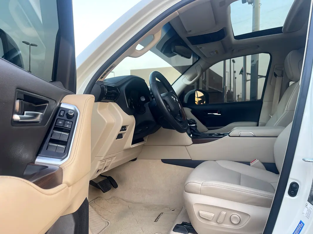 Toyota Land Cruiser 2024