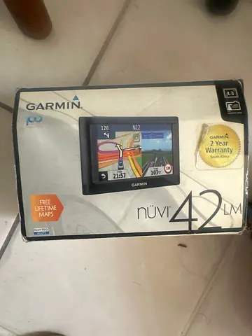Garmin nüvi 42LM GPS Navigator - Boxed, Good Condition