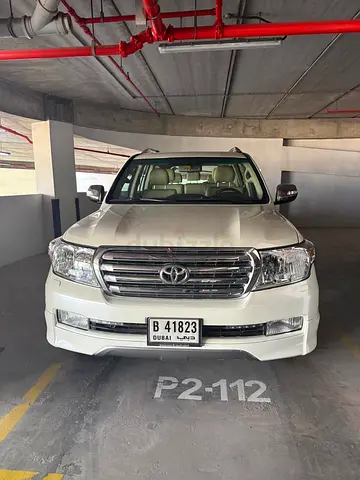 Toyota Land Cruiser GXR 2011 GCC Specs V8 - Excellent Condition