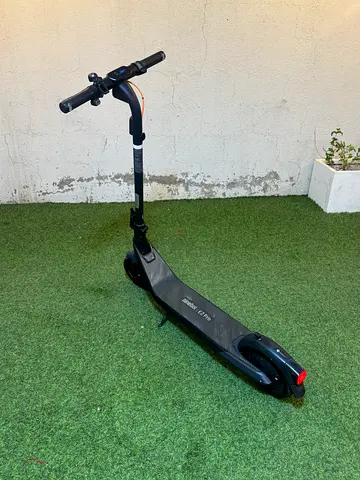 Ninebot E2 pro electric scooter in very good condition