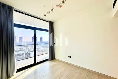 Open View | Partial Marina View | High Floor
