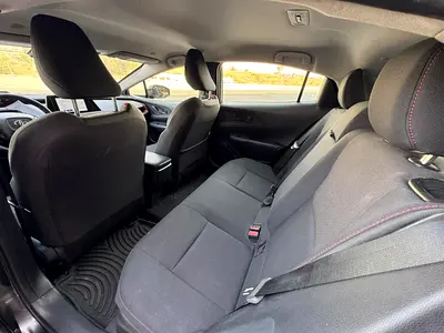 2025 Toyota PRIUS 照片 9