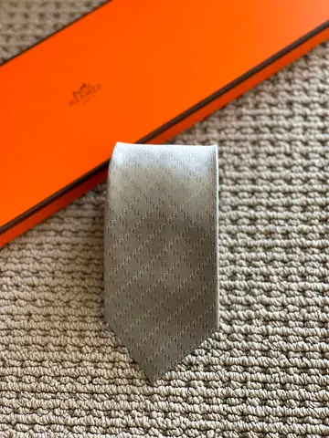 Hermes tie