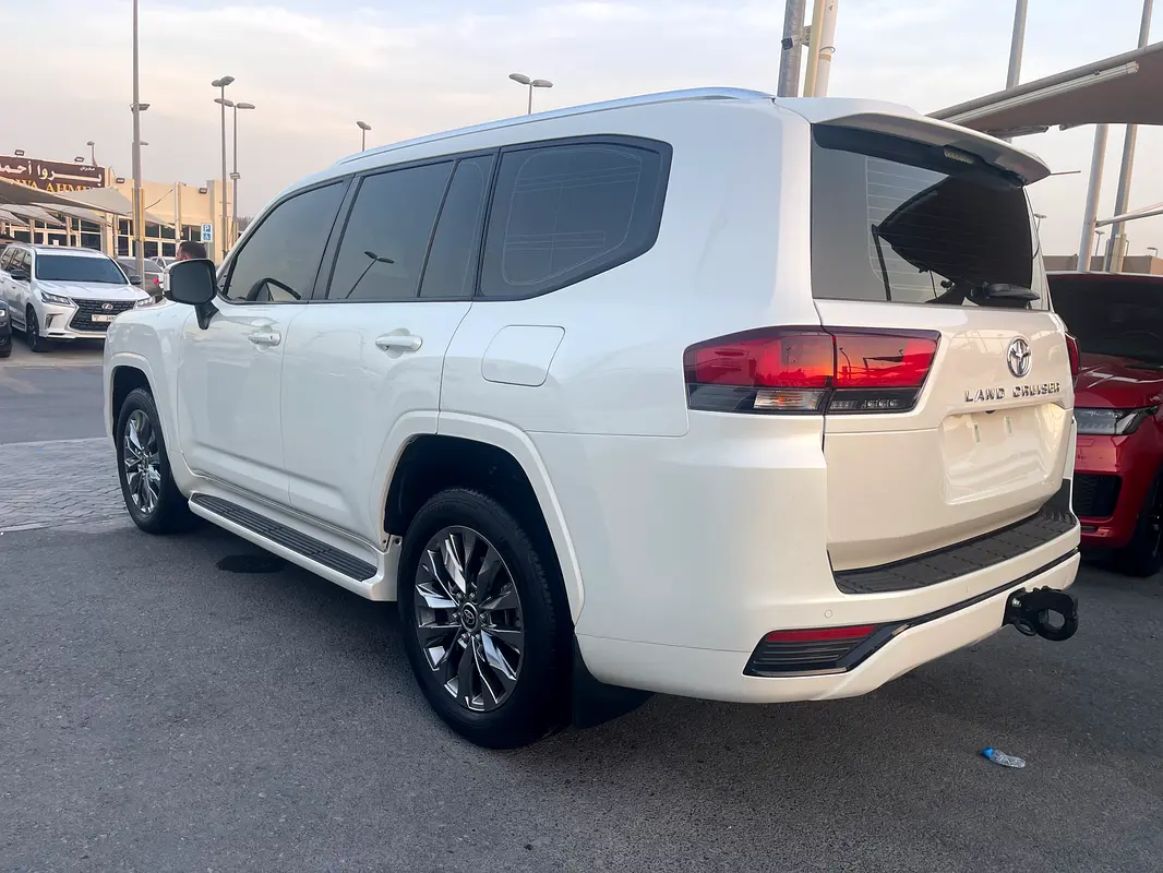 Toyota Land Cruiser 2024