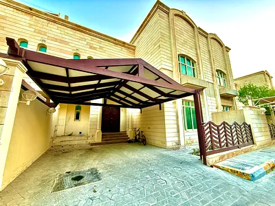 Elegant 5BR Villa | Spacious Layout | Prime Location
