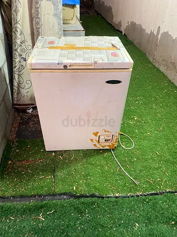 Small chest freezer / deep freezer - used, needs repair