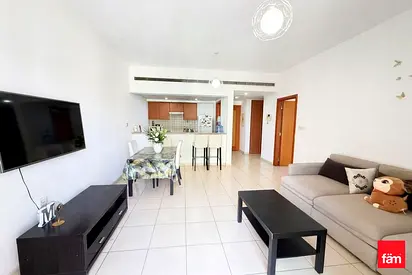 Spacious | Vacant | Cozy and Comfortable Living