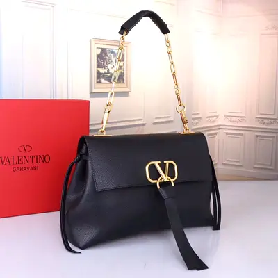 Valentino Medium VRing Chain Bag In Black Grainy Calfskin