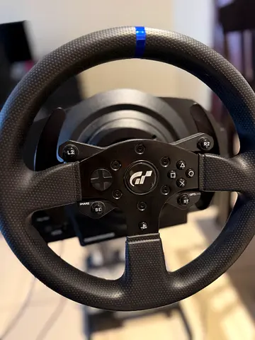 Thrustmaster T300RS with Load Cell pedals