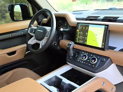 2025 LAND Rover DEFENDER thumbnail 12