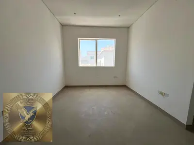 للأيجار شقة غرفة وصالة أول ساكن في القليعة بتشطيب حديث جدا موقع مميز قريب على الشارع العام وقريب على الكورنيش باركن ترابي جيد