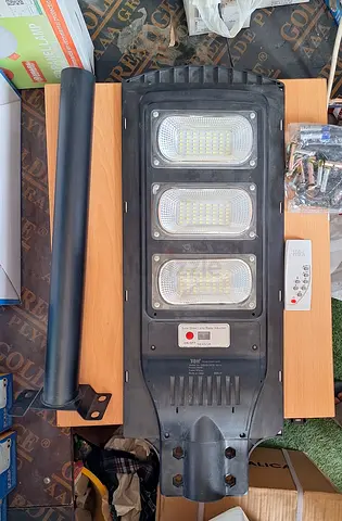 YSH Solar Street Light 300W Outdoor Waterproof LED Lamp with 2 Years Warranty