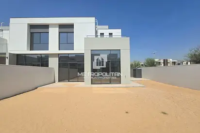 Corner Unit | Type B | Vacant | Bigger Plot