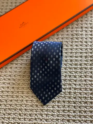 Hermes tie
