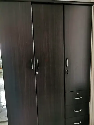 Moving Out Sale - Wardrobe