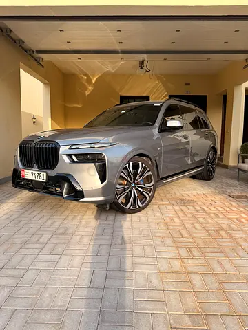 BMW X7 40i Pure Excellence 2024 GCC Specs