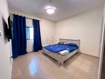 Master bedroom available for rent