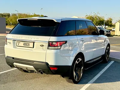 Land Rover Range Rover Sport HSE 2015 GCC Specs