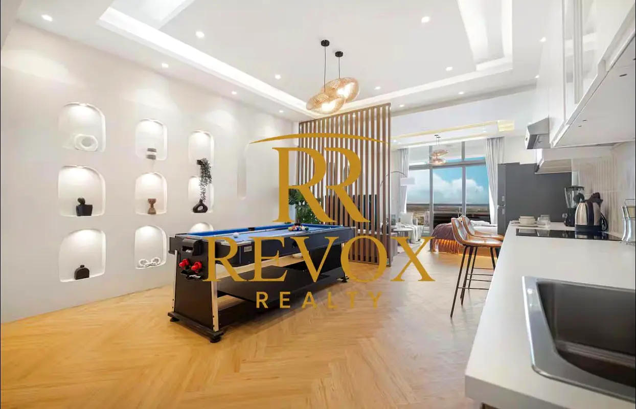 2 Bedroom |Fully Furnished | Upgraded to 3 Bedroom