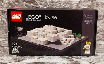 LEGO® House Billund Denmark 4000010 (250 pcs)(Retired Set)