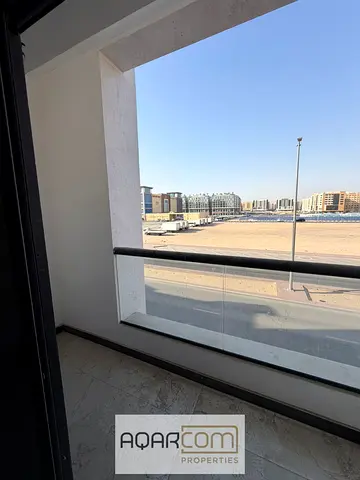 للايجار اول ساكن بمويلح امارة الشارقة