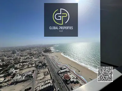 غرفه وصاله بإطلاله رائعه علي البحر متاحه للبيع في برج الكورنيش تاور
