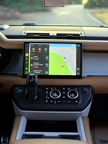 2025 LAND Rover DEFENDER thumbnail 8